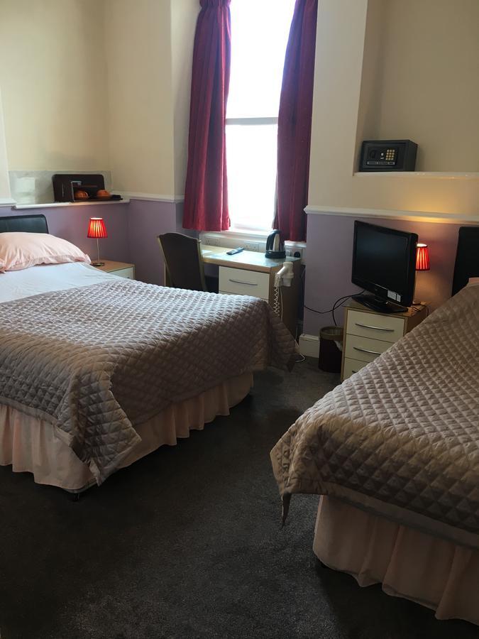Adelphi Guest House Douglas Ngoại thất bức ảnh