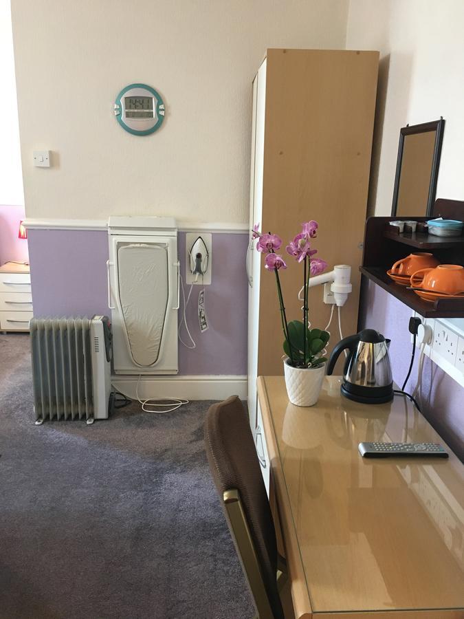 Adelphi Guest House Douglas Ngoại thất bức ảnh